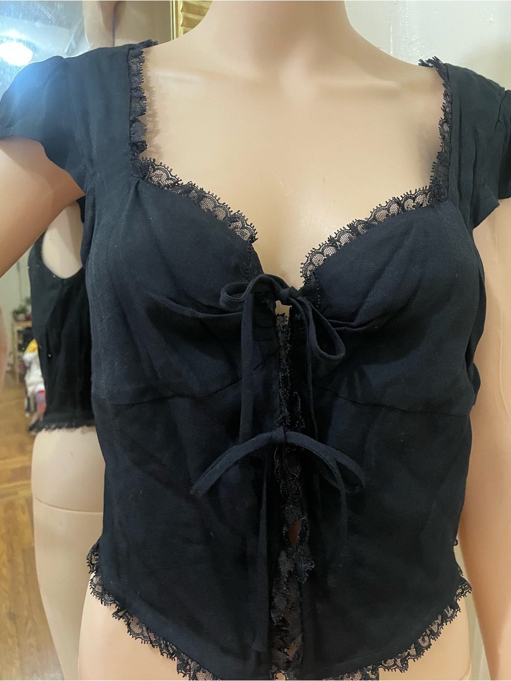 Reformation Black Lace-Trim Tie-Front Crop Top - Picture 13 of 16